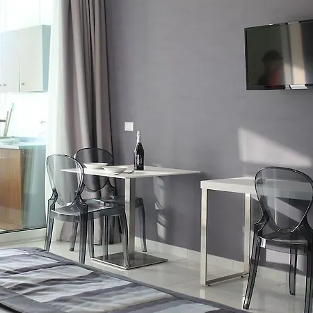 Giulivo & Village Hotel
