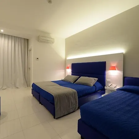 Giulivo & Village Hotel Baia Domizia