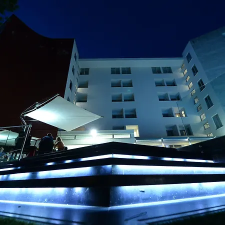 Giulivo & Village Hotel Baia Domizia