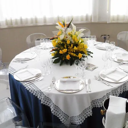 Giulivo & Village Hotel 4*