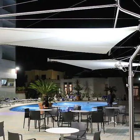 Giulivo & Village Hotel