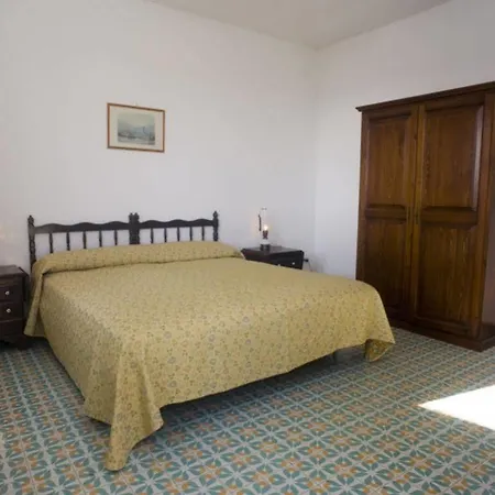 Giulivo & Village Hotel