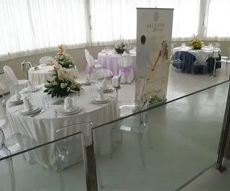 Giulivo & Village Hotel