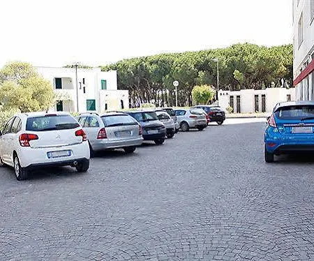 Giulivo & Village 4*